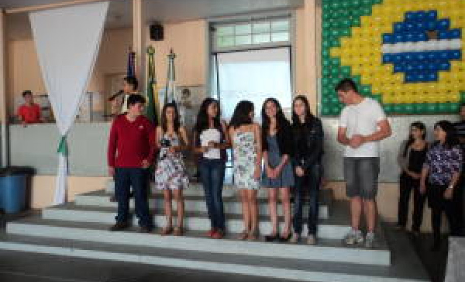 Projeto pretende familiarizar alunos com produção de notícias e difusão de suas produções culturais.