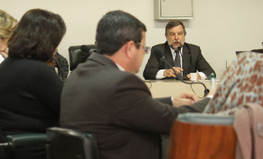 Durante evento, Flávio Arns informou os conselheiros sobre as soluções encaminhadas pelo atual governo sobre o caso Vizivali.