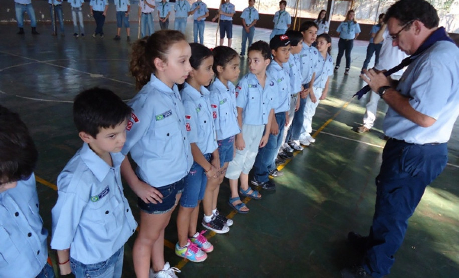 3º grupo de escoteiros é formado em escola estadual