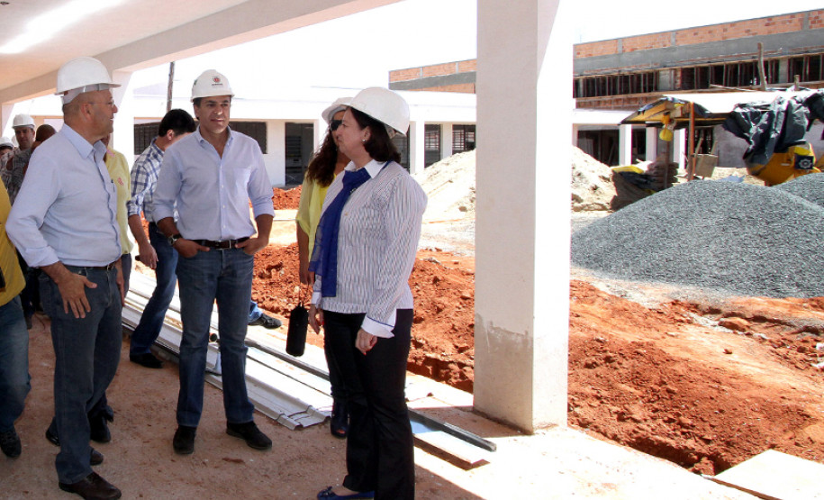O governador Beto Richa visita as obras do Centro Estadual de Educação Profissional de Ibaiti.