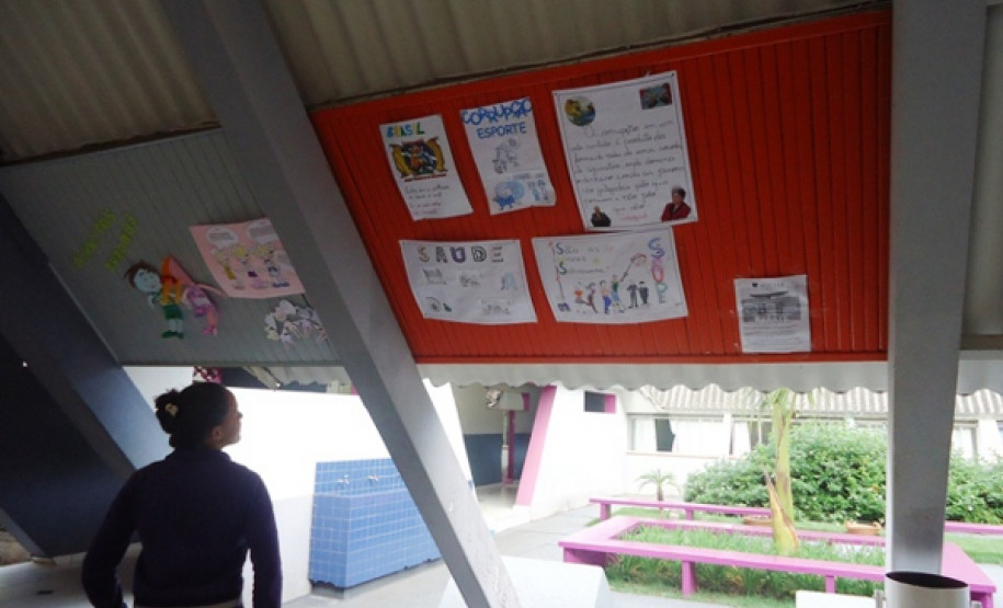 Colégio Estadual Emilio de Menezes