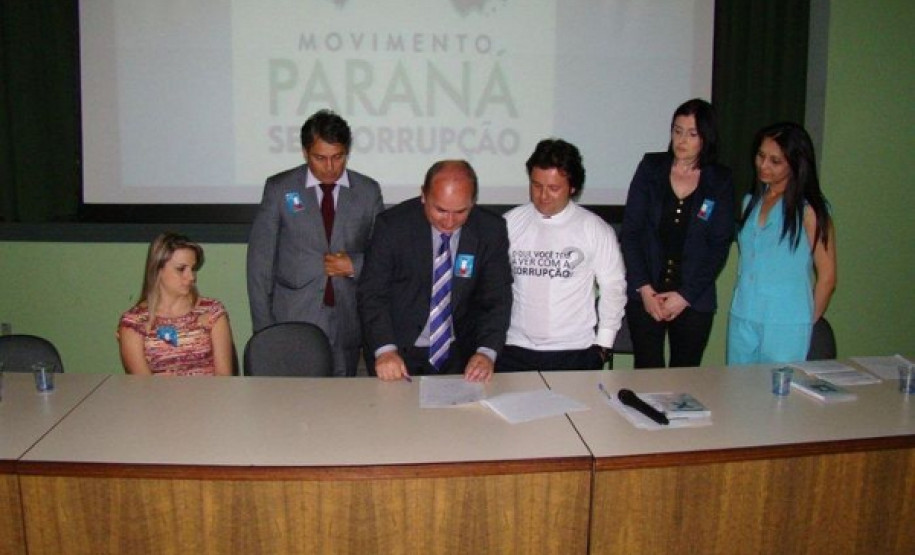 Manifesto contra a Corrupção é assinado na Comarca de União da Vitória.