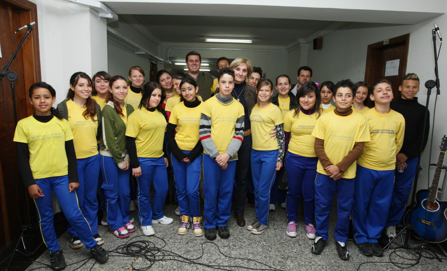 Projeto de música estimula interesse de estudantes